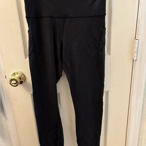 Black Lululemon Leggings with pockets